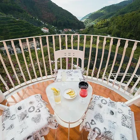 Bed & Breakfast Bouganville Tramonti